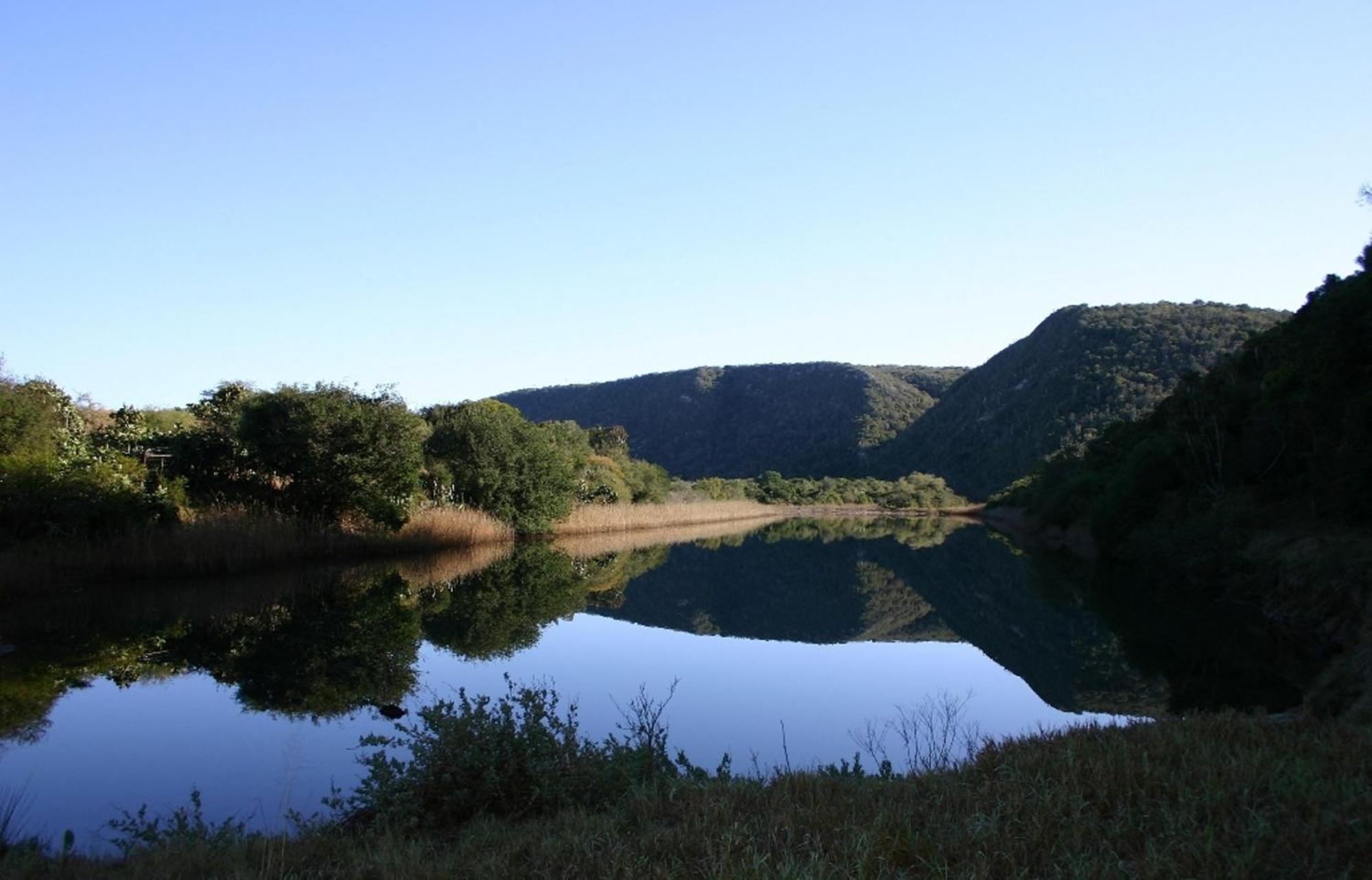 Sibuya Game Reserve And Lodge Кентън он Сий Екстериор снимка