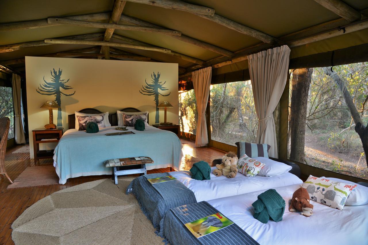 Sibuya Game Reserve And Lodge Кентън он Сий Екстериор снимка